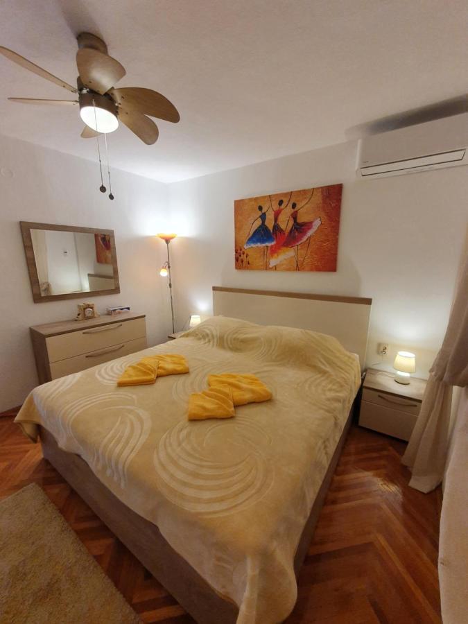 Apartman Stela Korcula Town Bagian luar foto